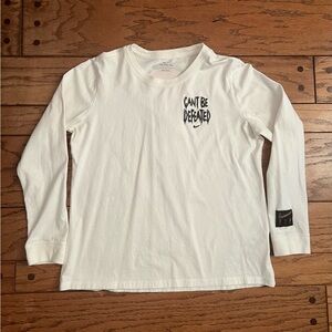 Nike fly “can’t be defended” basketball long sleeve